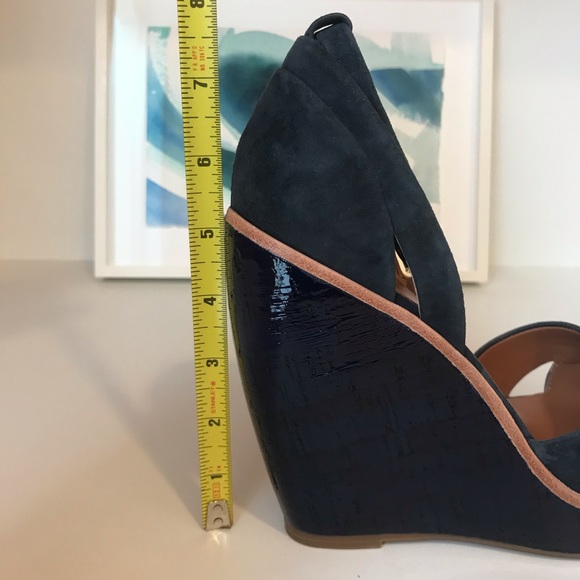 DOLCE VITA Paiva Navy Suede Wedge Heels - Picture 11 of 16